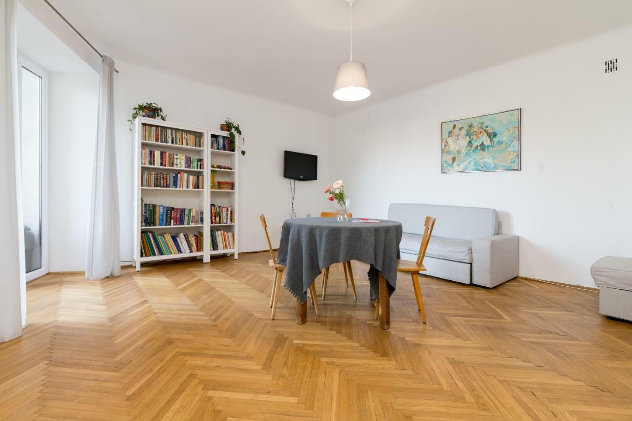 Royal Route Apartment For 10 People Warsaw Luaran gambar